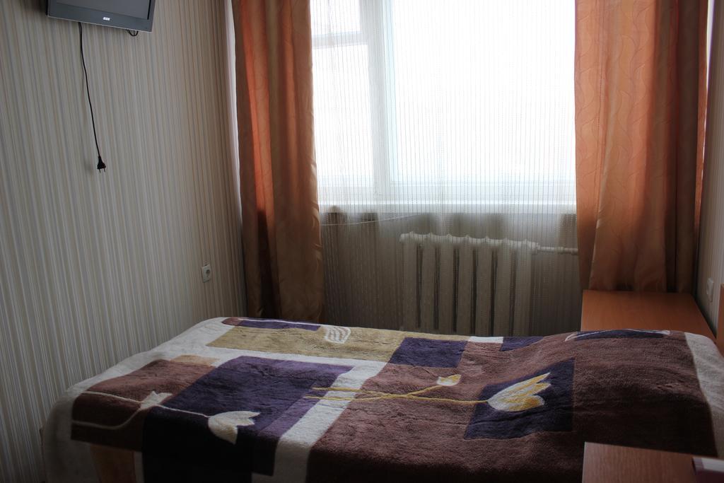 Ust-Kamenogorsk Hotel Екстер'єр фото